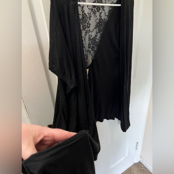 Black Lightweight Open Front Cardigan with See-through Lace Back & Pockets - Picture 3 of 6